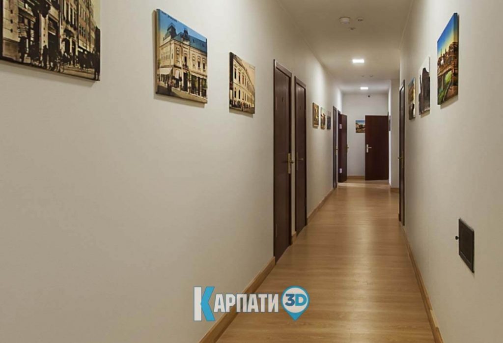 Унгвайзер готель в Ужгород